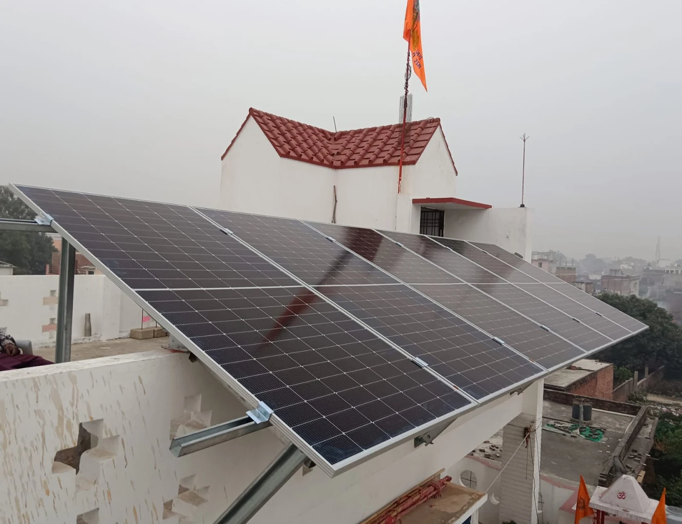 Evening solar installation with storage